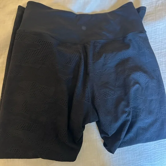 Athleta Phenom Camo 7/8 Tight - Black (Size M) - Picture 3 of 6